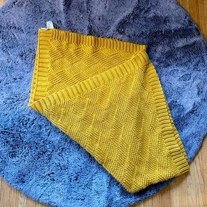 Brunelli Throw blanket